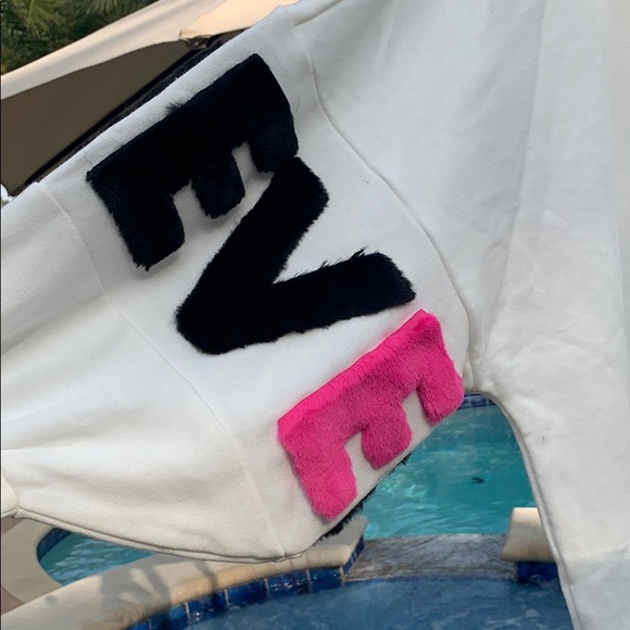 Zara Balloon Sleeve sweater - Picture 3 of 4